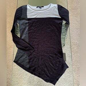 💜 Le Chateau Asymmetrical Light Sweater